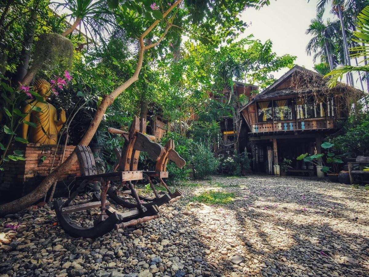 Baanbooloo Village Chiang Mai Esterno foto